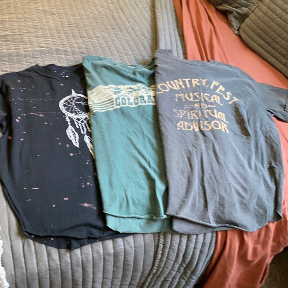 3 Pebby Forever tees